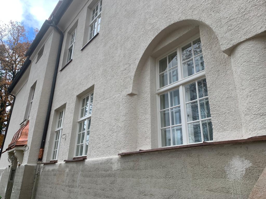 Denkmalschutzfenster: Moderne Technik im historischen Gebäude